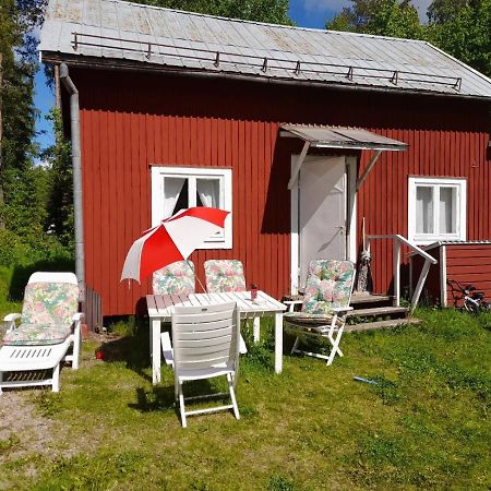 Summer Bedroom, Outside Toilet, Shower, Kitchen. 120 M From Sandbach. Bräcke 외부 사진